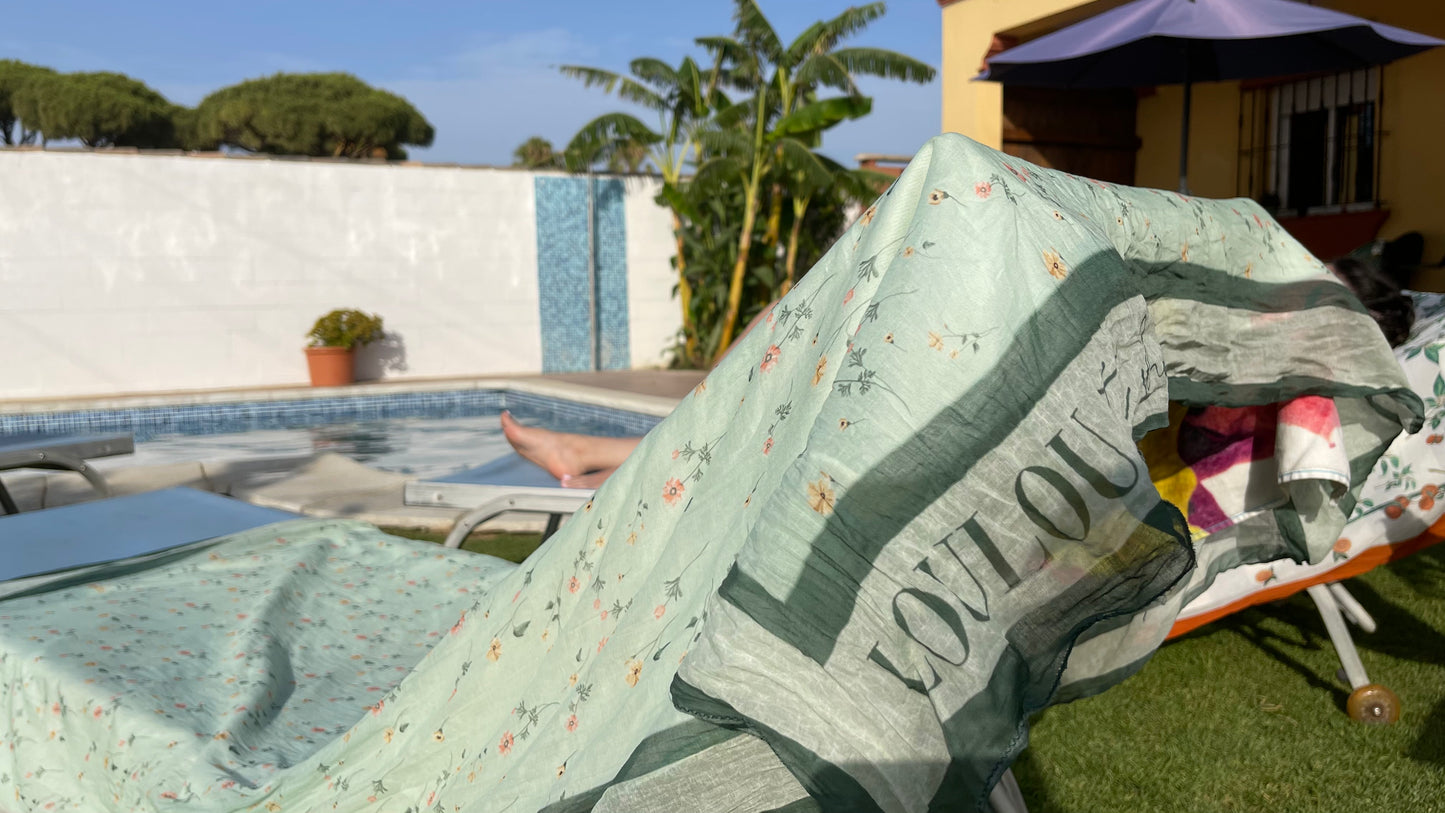 Pareo-Toalla de Hilo de Algodón Verde con Flores Silvestres 🪷 (150 cm x 90 cm)